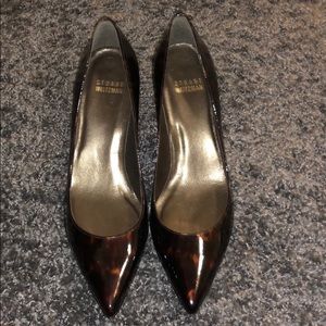 STUNNING STUART WEITZMAN KITTEN HEELS